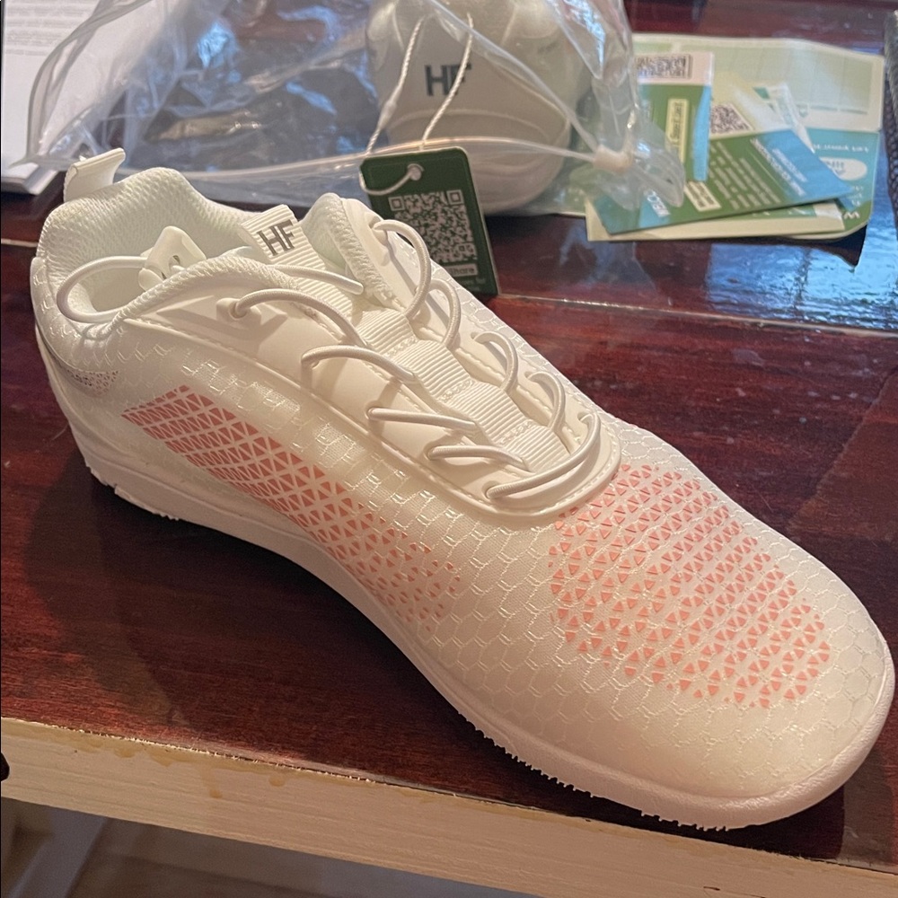 HIKE Women’s White/Pink Athletic Sneakers - Picture 3 of 5